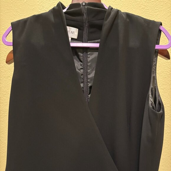 🍀Jones Wear Classic Sleeveless V-Neck Asymmetrical Black Dress - Picture 11 of 12